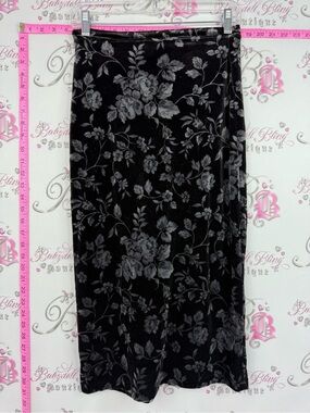 GAP skirt Black Velvet Midi Skirt with Gray Floral Burnout